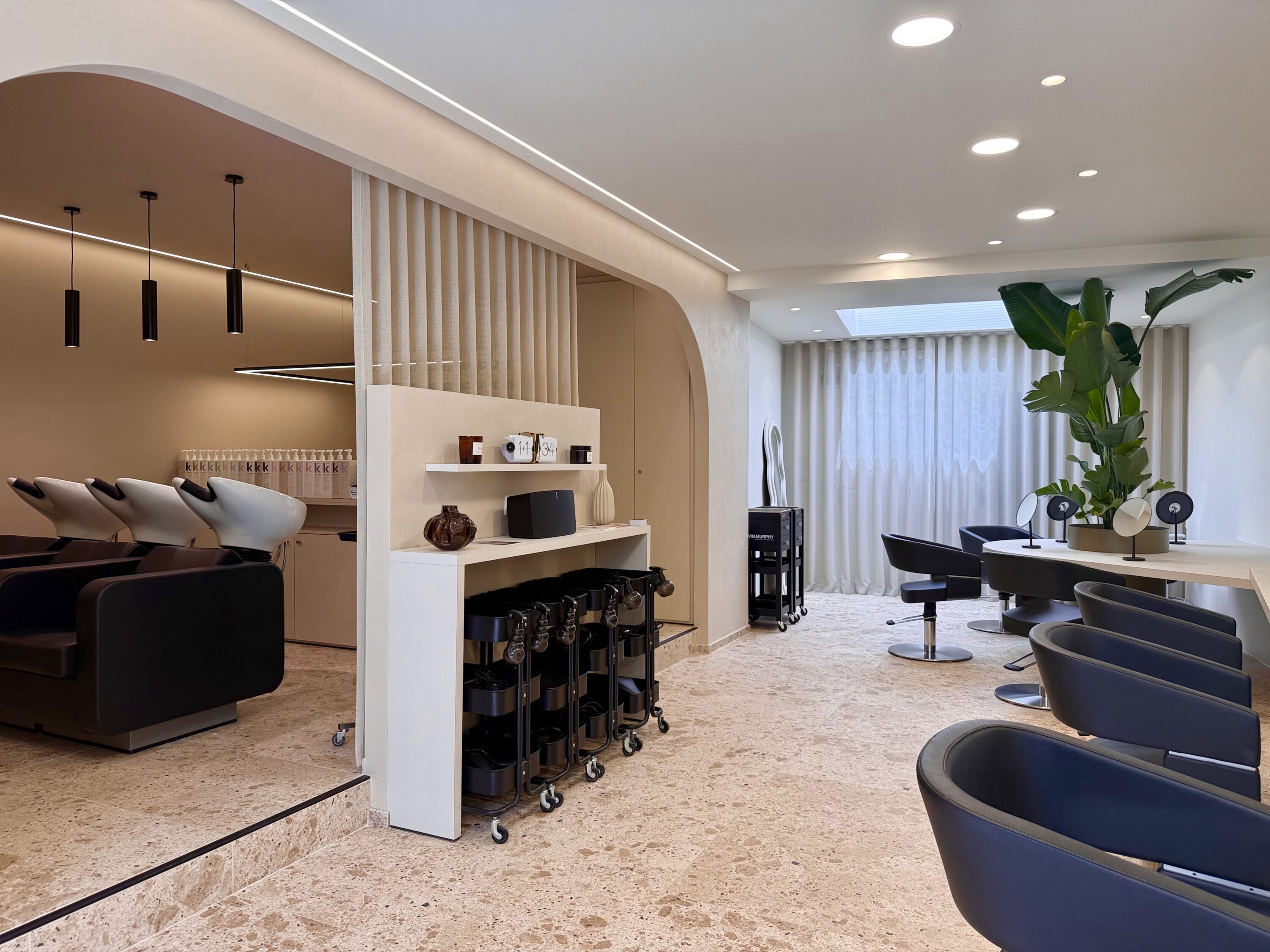 Kapsaloninrichting PAC interiors - Cizau Brugge