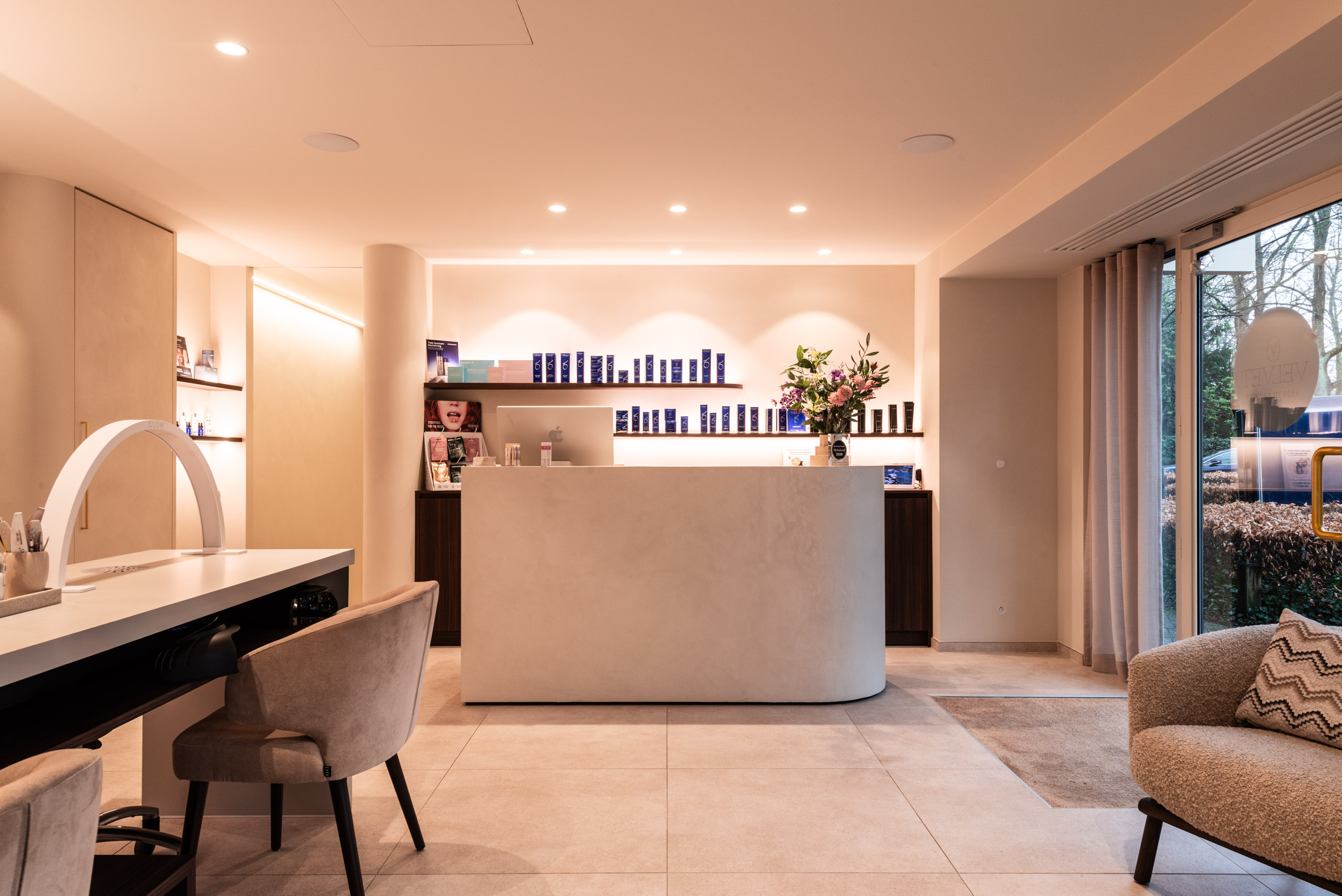 Velvel Beauty Brasschaat - Beautysaloninrichting PAC interiors