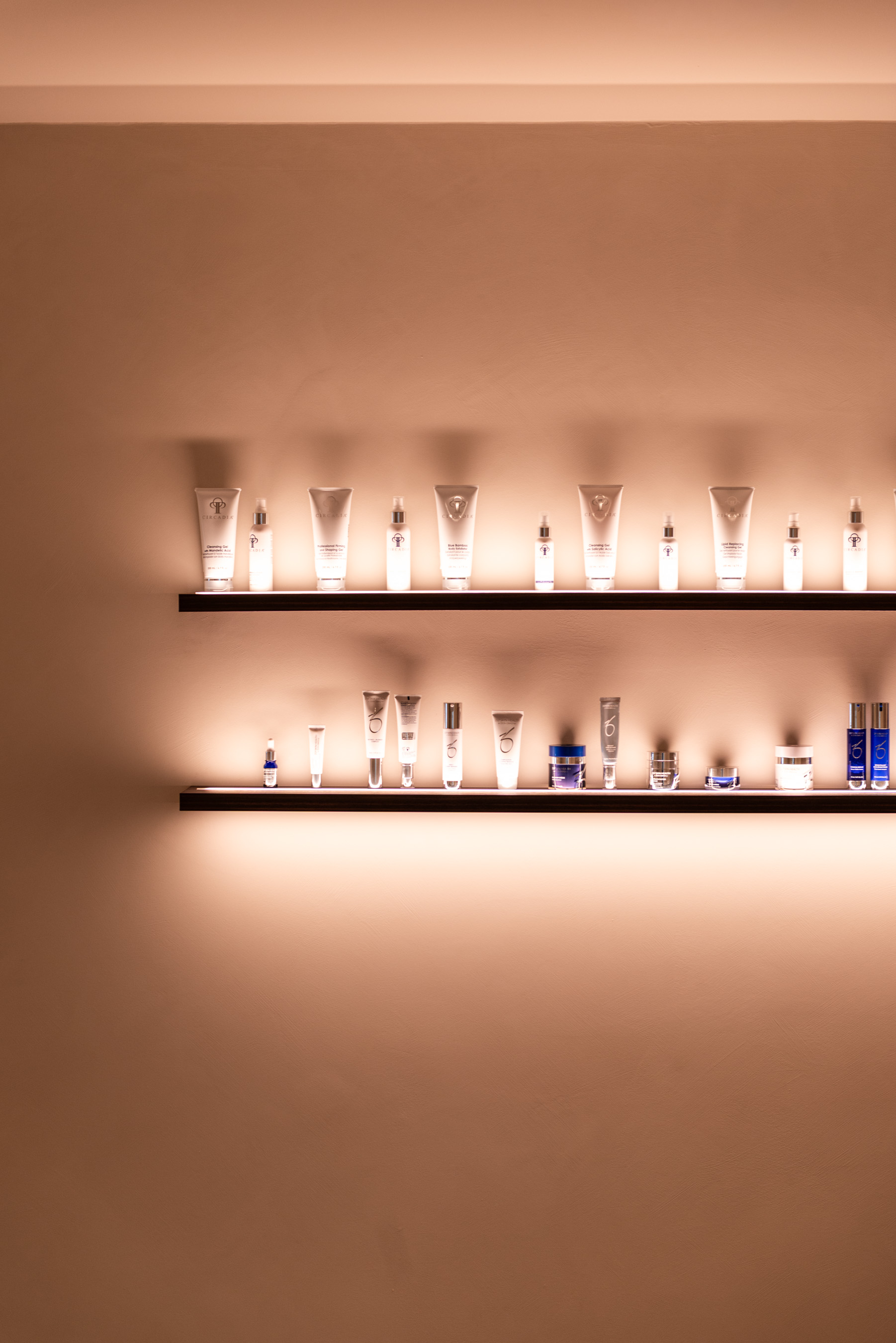 Velvel Beauty Brasschaat - Beautysaloninrichting PAC interiors