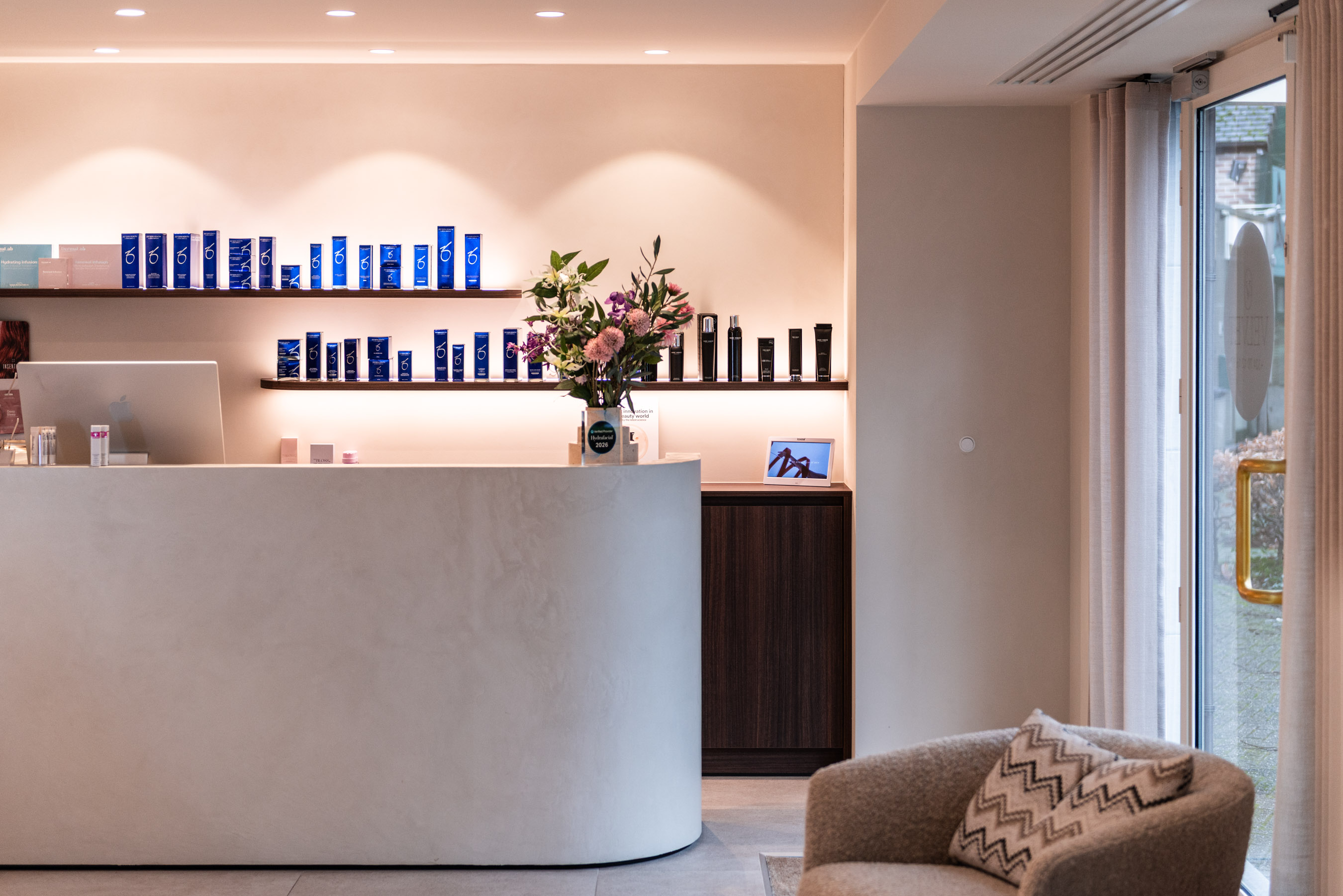 Velvel Beauty Brasschaat - Beautysaloninrichting PAC interiors
